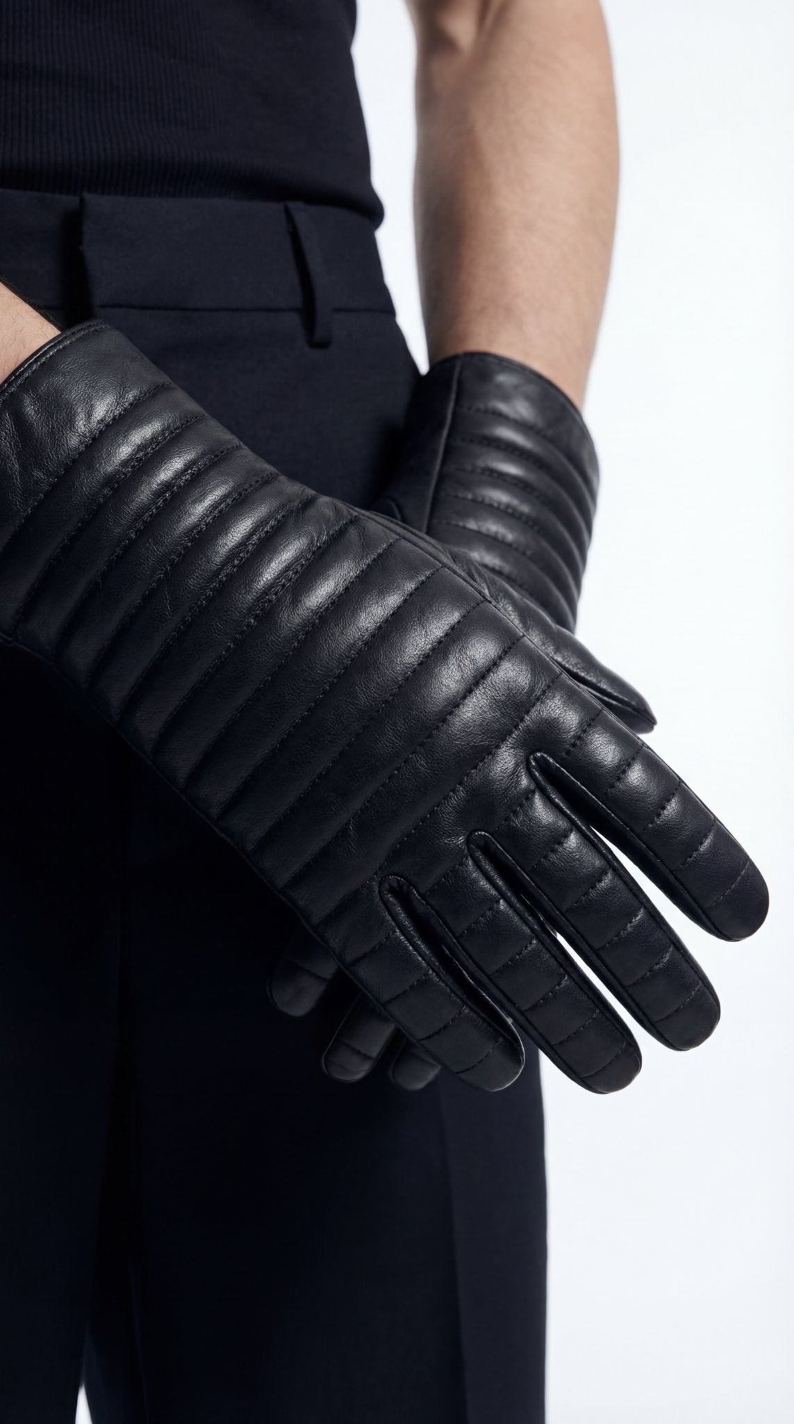 Gloves with tampa leather